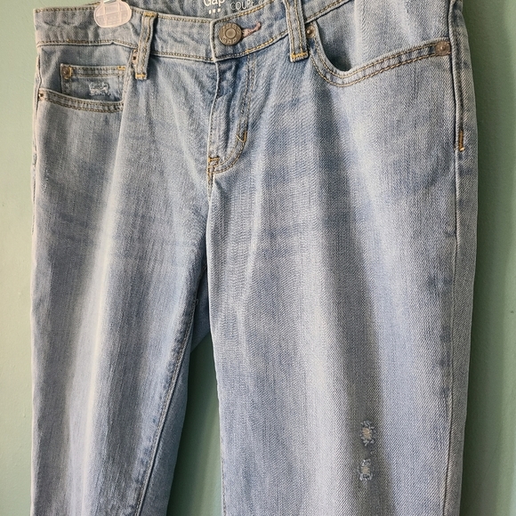GAP Boyfriend Fit Light Jeans Size 4/27R - Picture 2 of 8